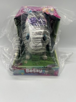 CLUB PETZ Betsy Hase mit beschädigter OVP (Englisch)