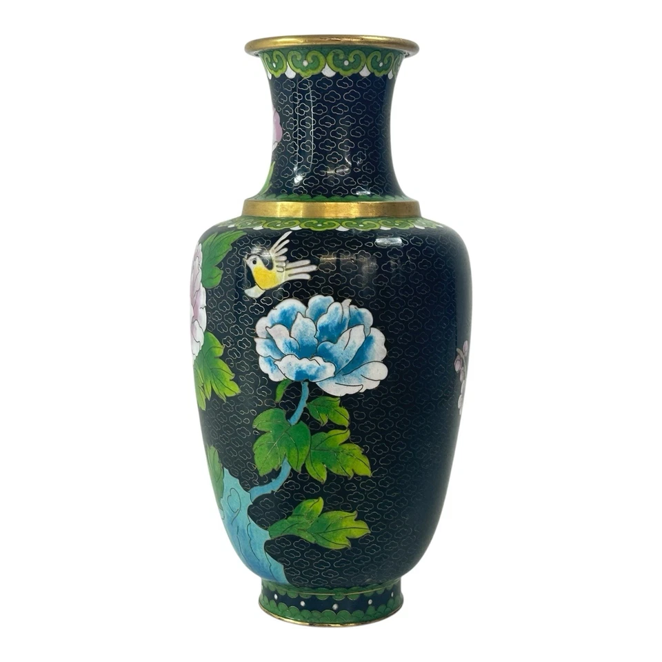 Jarrón antiguo chino cloisonné esmalte negro diseño floral peonías y adornos de latón Foto 2 de 4