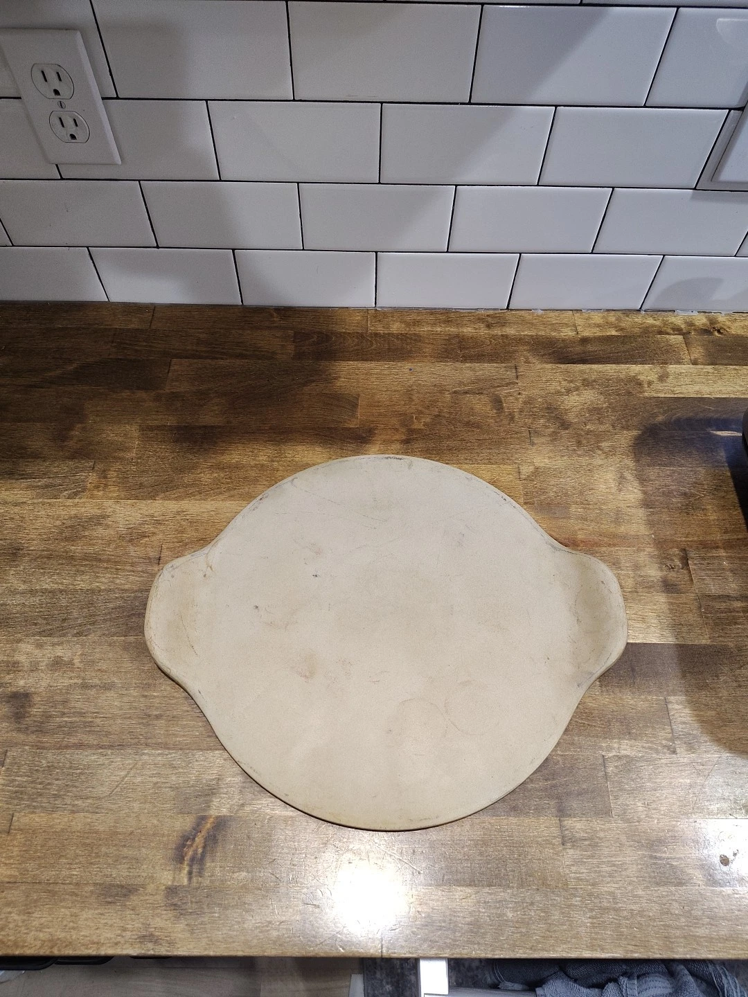Pampered Chef Stoneware Medium 13” Round Stone with Handles Pizza Baking
Opens in a new window or ta