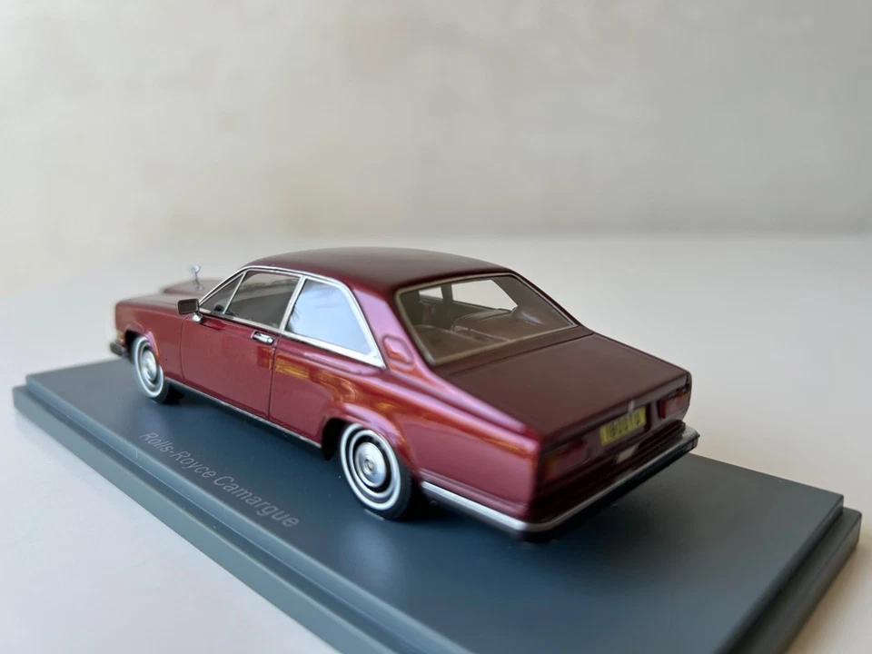 Modelos Neo a escala Rolls Royce Camargue 1975 1:43 Foto 4 de 4