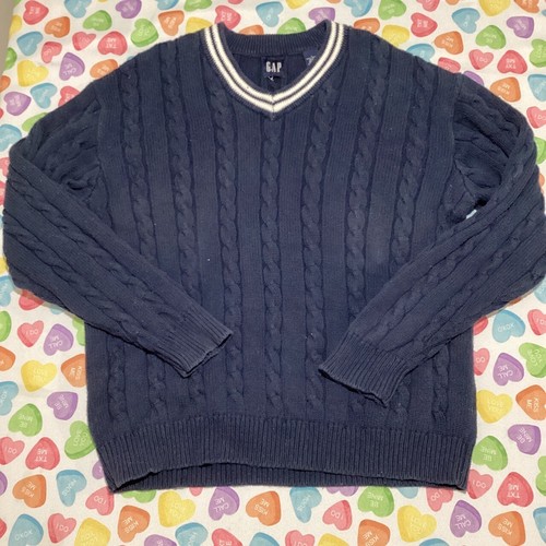 Long Sleeve Cable Knit Sweater Vneck 