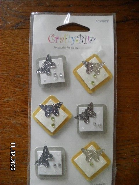 Pack of 6 Beautiful Butterfly 3D Embellishments by Crafty Bitz (B221)