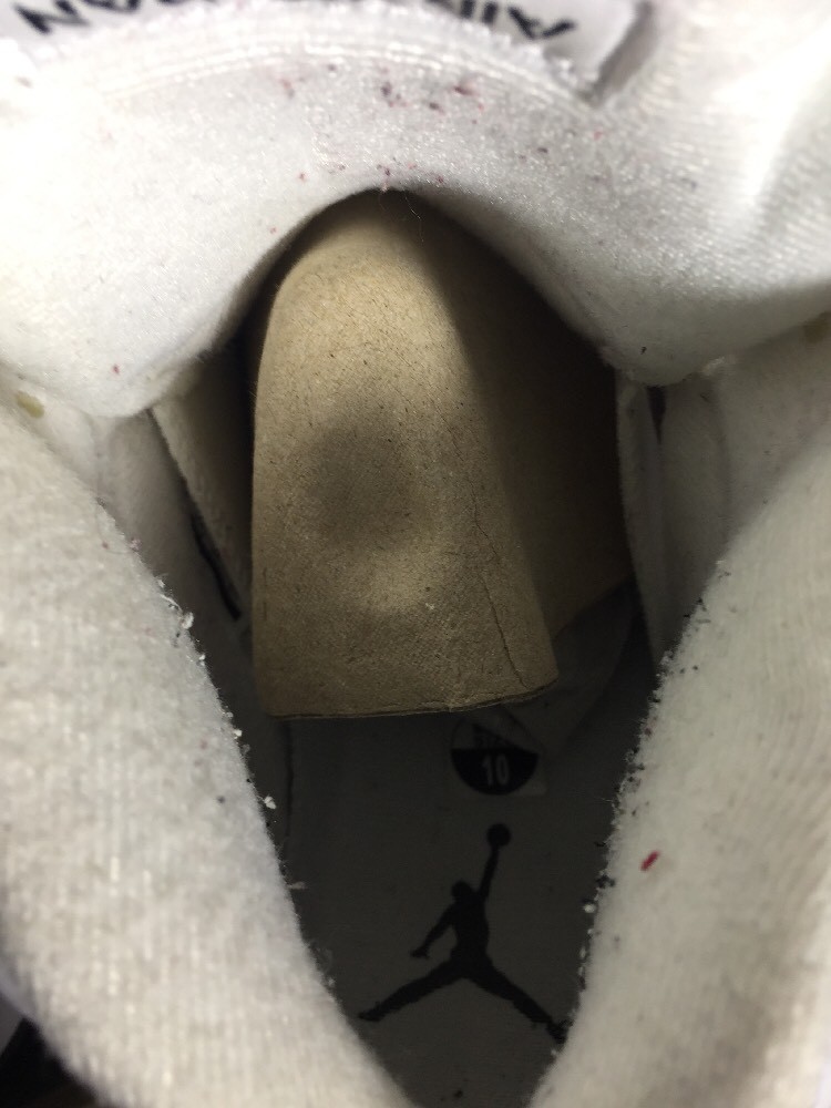 NIKE AIR JORDAN V 5 136027-130 Retro WHITE BLACK METALLIC SILVER WOLF GREY 136027-130 5 OG 10 34b18a NIKE AIR JORDAN V 5 136027-130 Retro WHITE BLACK METALLIC SILVER WOLF GREY 136027-130 5 OG 10 34b18a