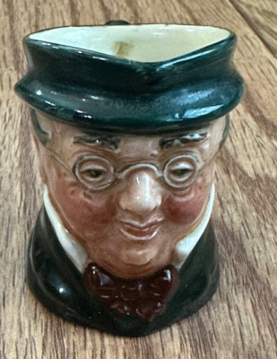 Royal Doulton Small  Character Jug ''Mr Pickwick'' Toby Mug  2 1/4'' England