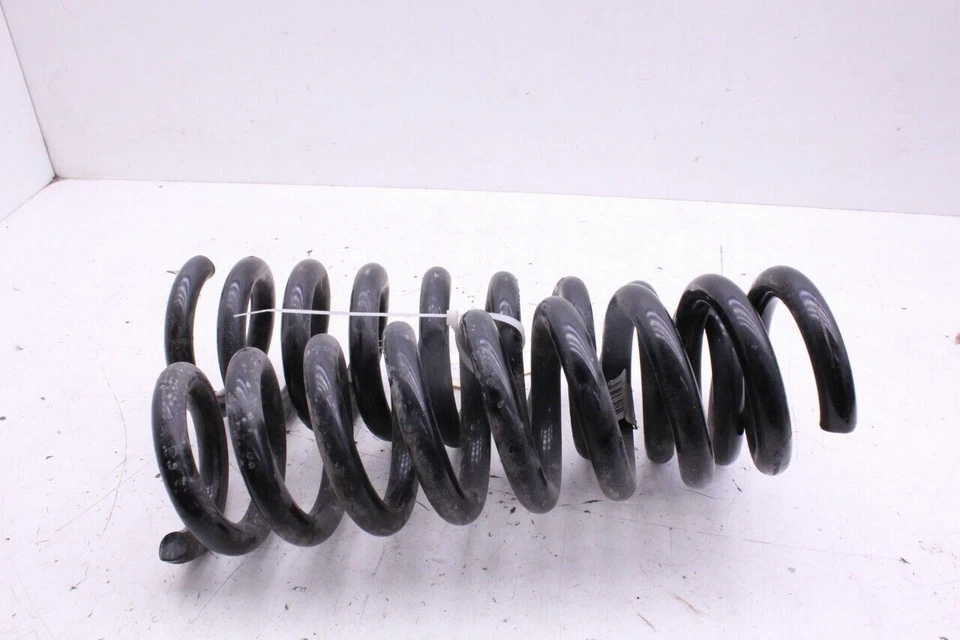 Conjunto de molas 2015 BMW M4 F82 par usado fabricante de equipamento original - Imagem 3 de 4