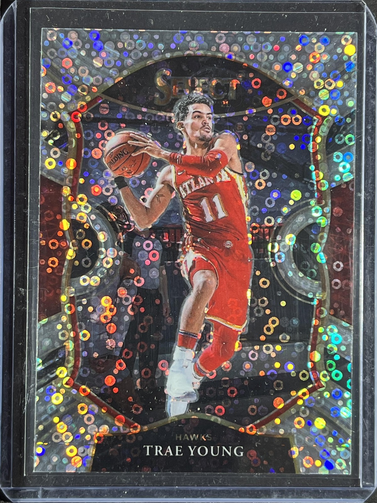 2020-21 Panini Select #2 Trae Young Disco Prizms 250004