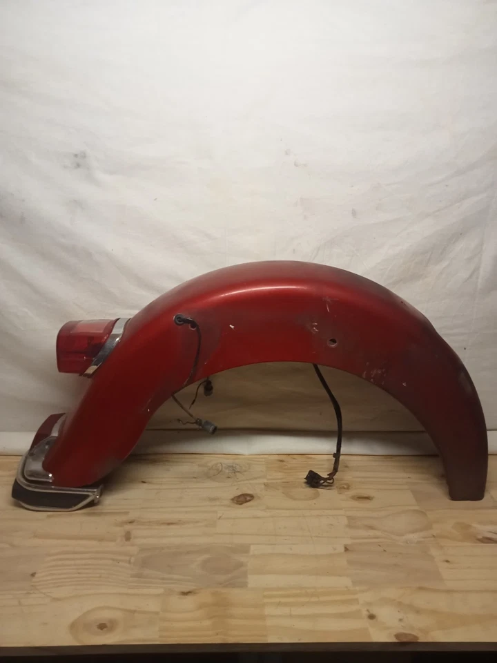 Harley Davidson Electra Glide 1983 FLHT garde boue arrière - Photo 1/4