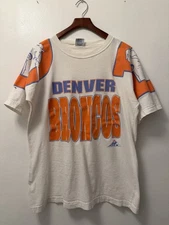 Vintage Denver Broncos NFL White T-Shirt Size L Single Stitch Apex One USA Tag