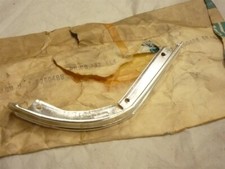1974 Chevrolet Impala Belair Front Fender Extension Molding Nos 6260488 1974 Chevrolet Impala Belair Front Fender Extension Molding Nos 6260488