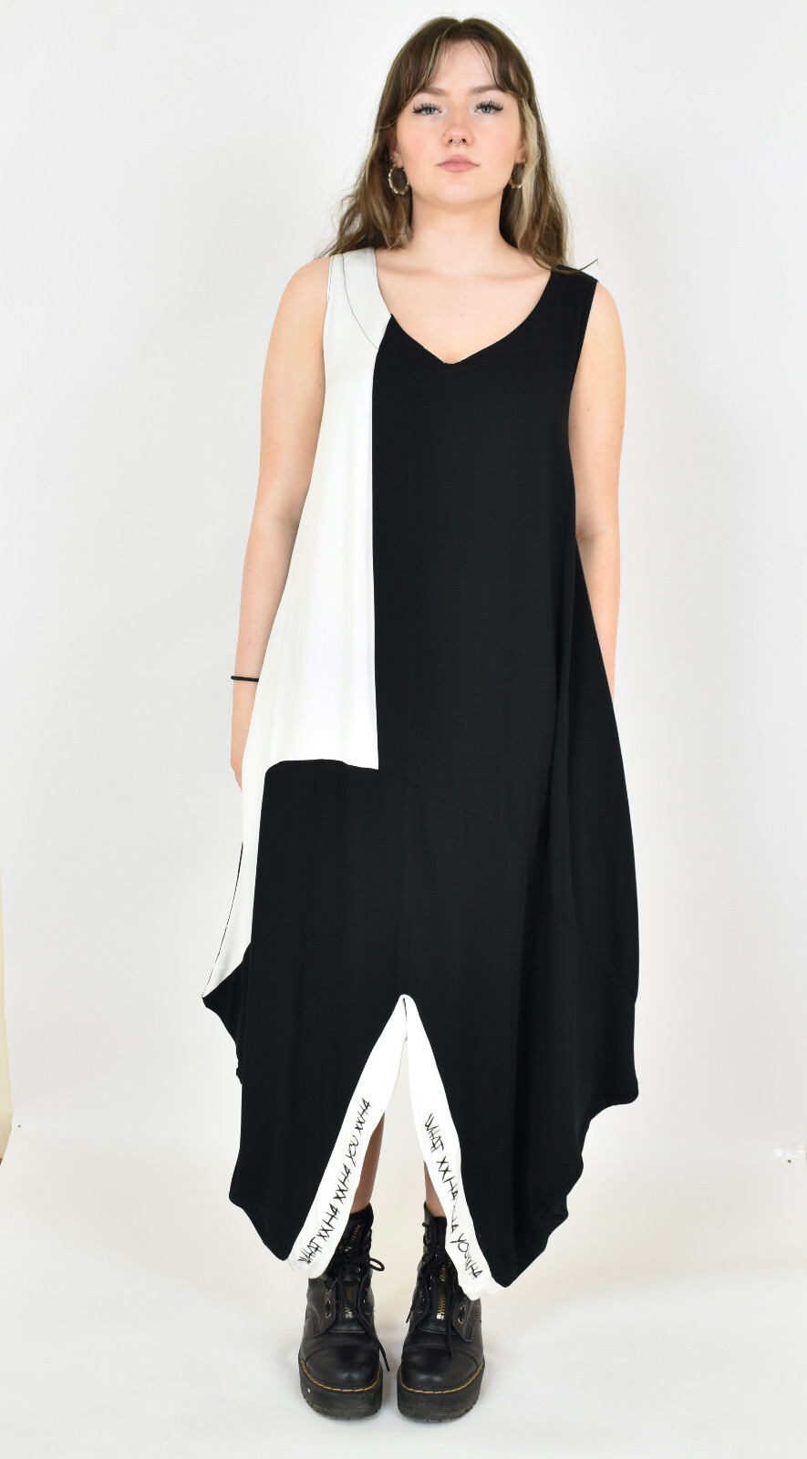 CRAZY H4 white /black asymmetric tulip dress size L/XL