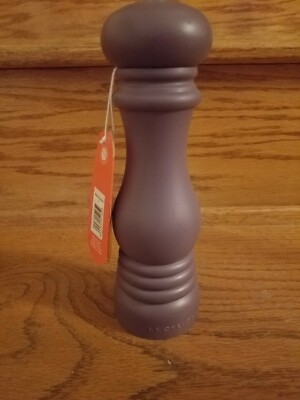 Le Creuset Matte Ametist Pepper Mill Grinder 8'' NWT 