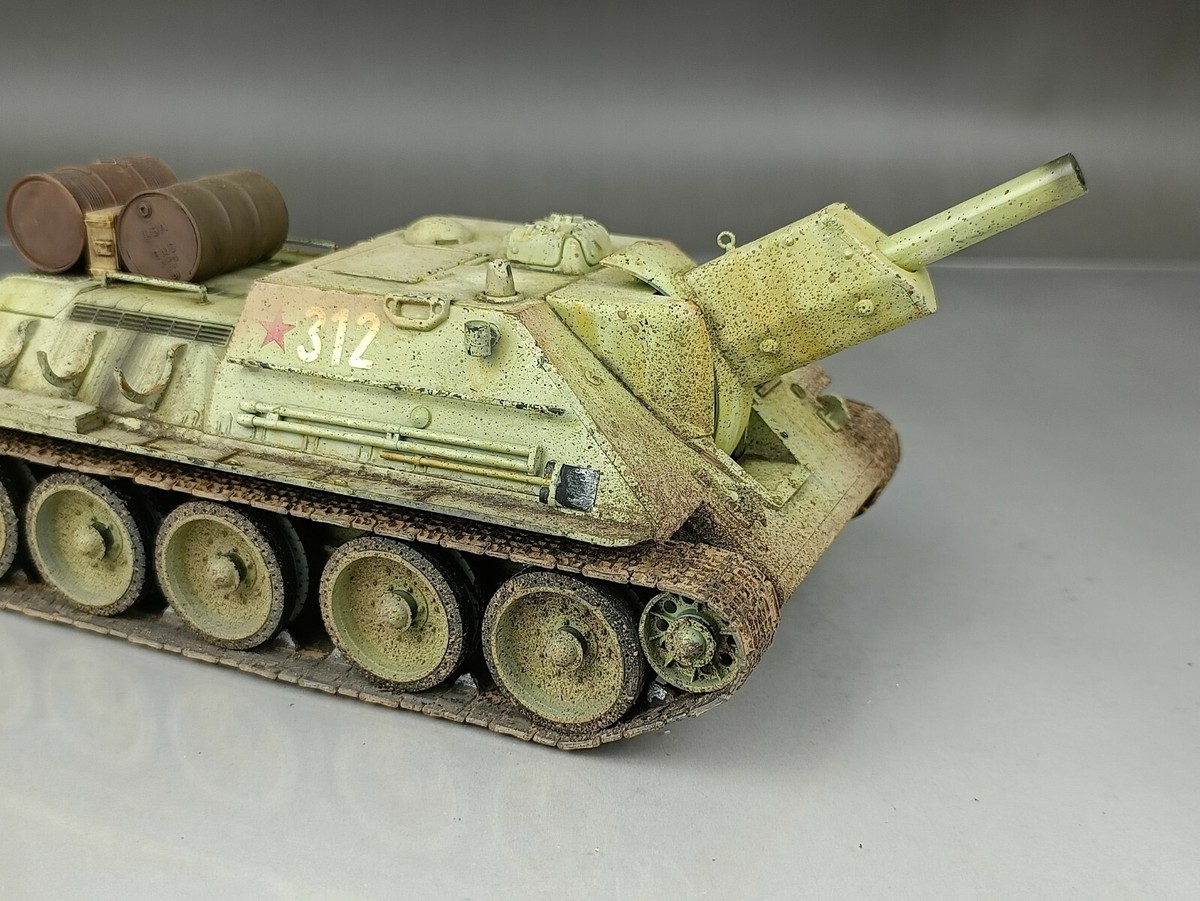1/35 Built Tamiya WWII Soviet Russian SU-122 SPG Tank Model
