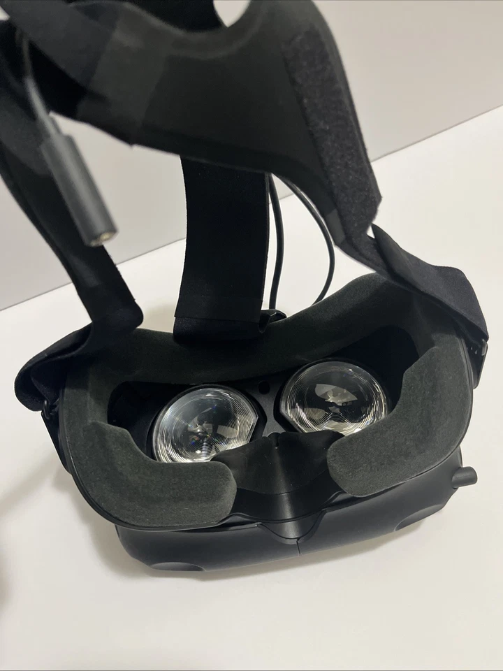HTC Vive Virtual Reality Headset Only w/ Link Box and Cables - Image 3 of 4
