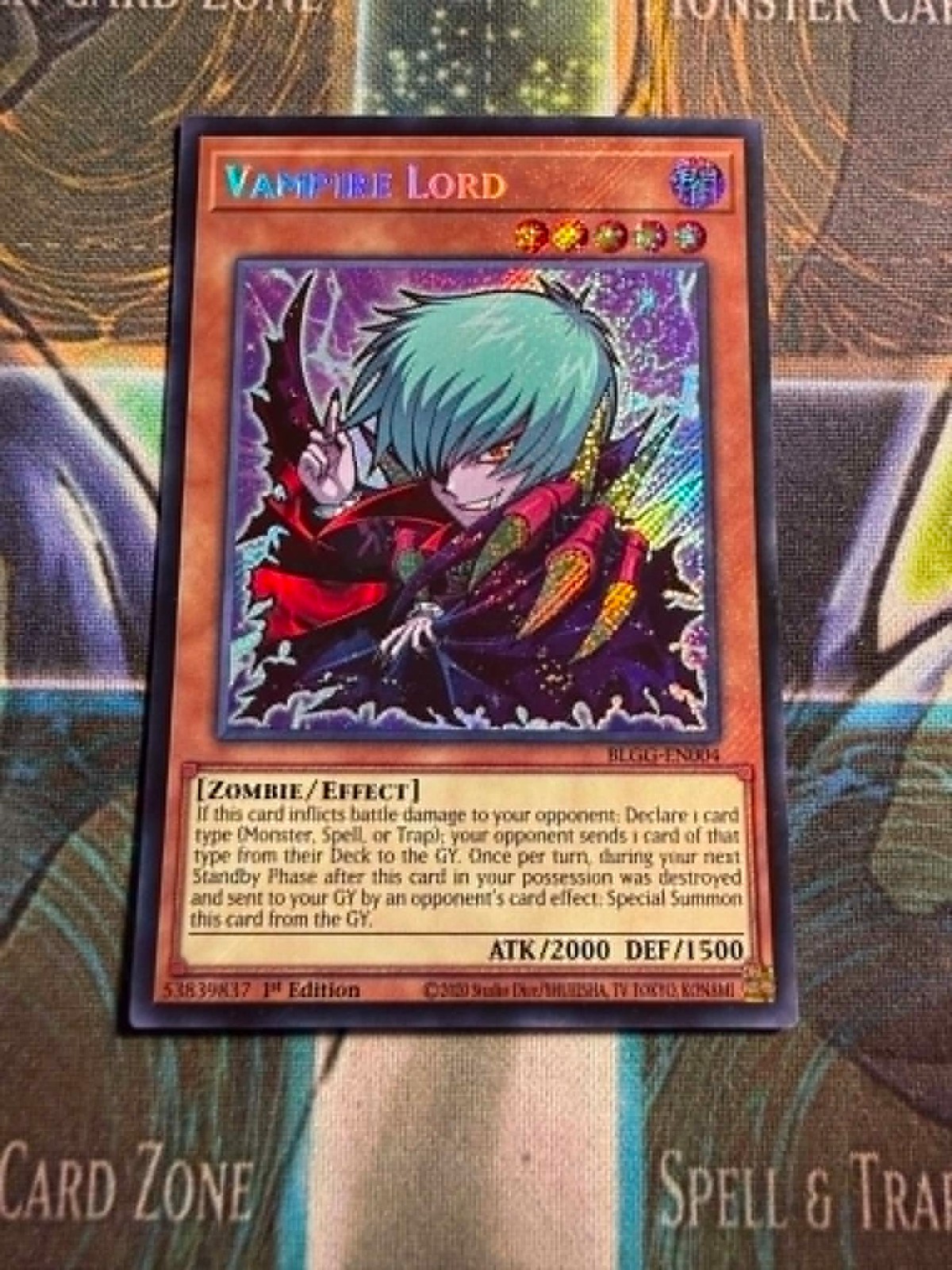 *** VAMPIRE LORD *** 1ST EDITION SECRET RARE (CHIBI) BLGG-EN004 YUGIOH