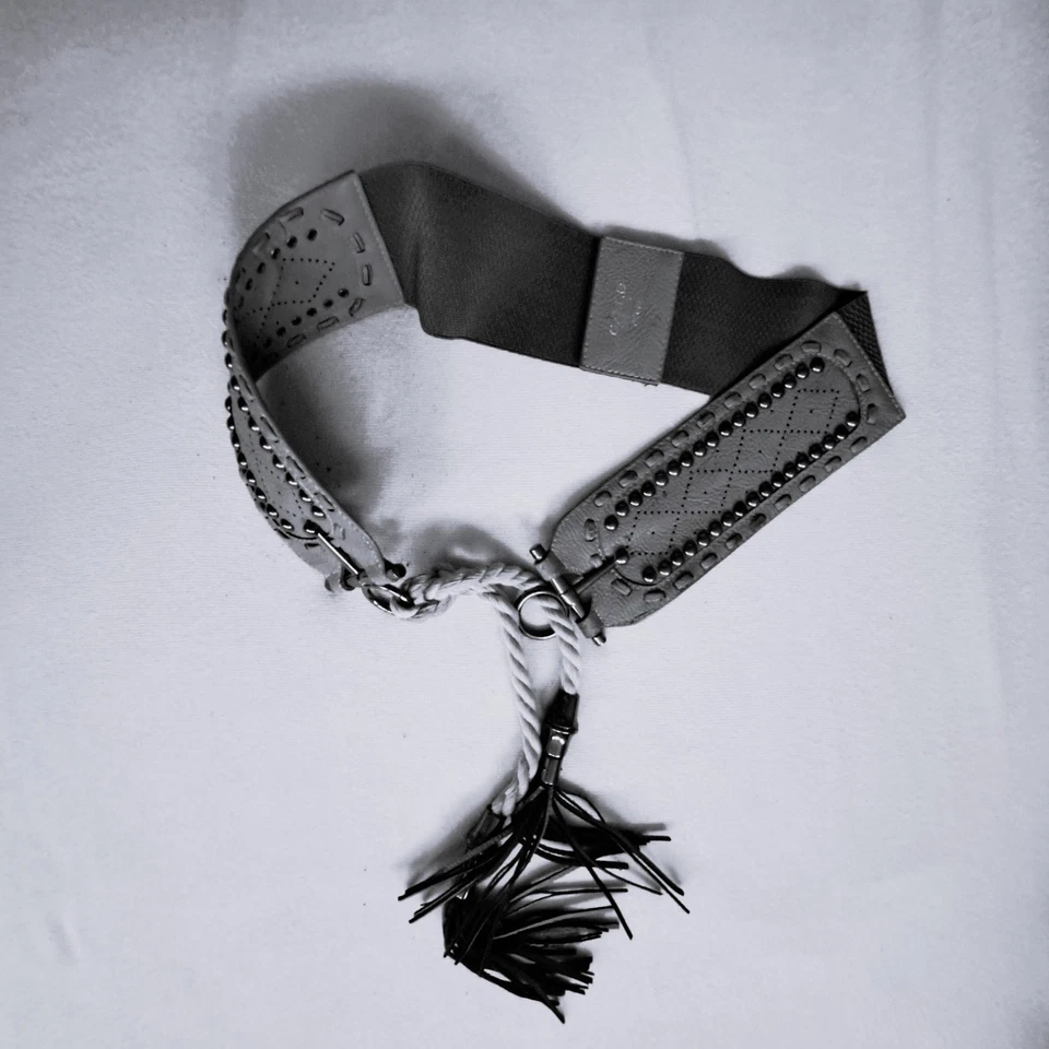 c.a.r.o. Damen Taillengürtel im Boho-Look Westernlook Nieten grau 80 - Bild 4 von 4