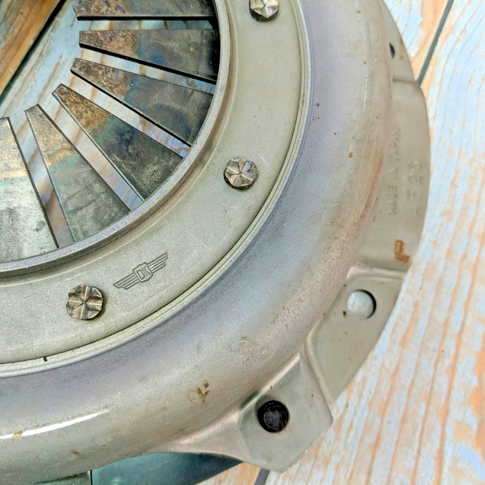 Cubierta de placa de presión de embrague Daikin TY508 para Toyota Starlet 1981-1983 3121012042 Foto 4 de 4