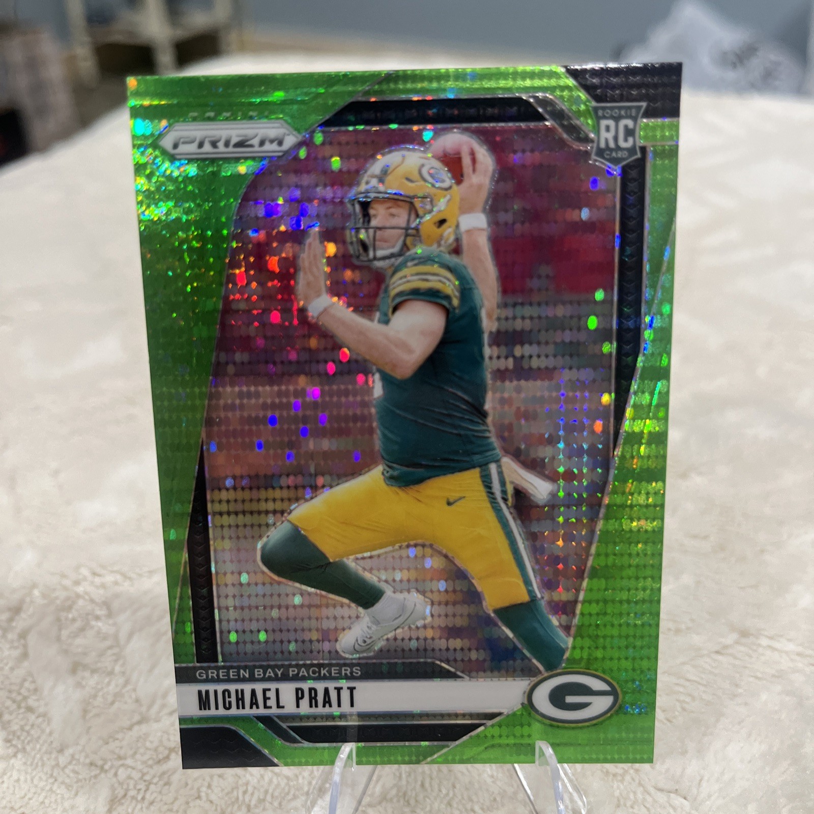 2024 Panini Prizm - Rookies Michael Pratt #379 Neon Green Pulsar Prizm (RC)