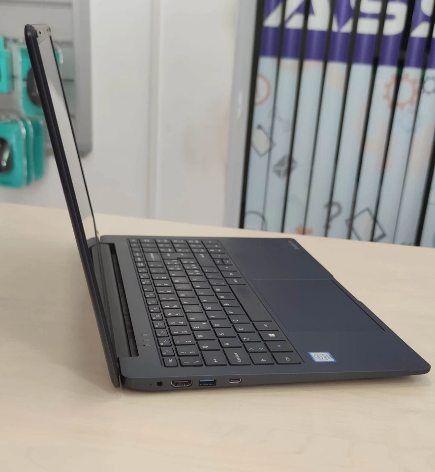 COMPUTER PORTATILE NOTEBOOK TOSHIBA SATELLITE PRO INTEL i5 8GB 256GB SSD - Immagine 3 di 4