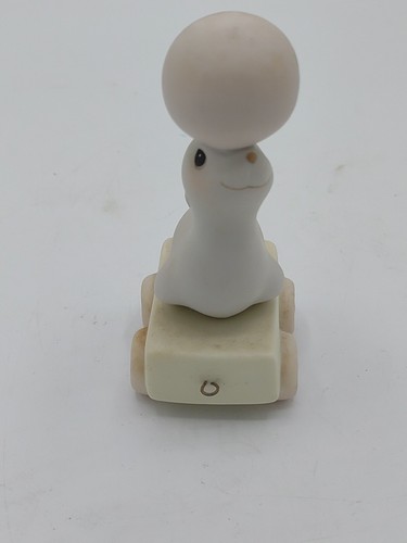 Precious Moments Birthday Train 2nd year Age 2 Seal Figurine - Picture 2 of 5