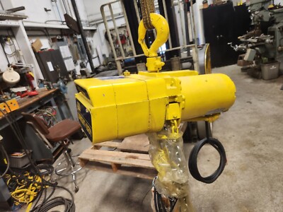 (#715) Acco 1 ton EC Hoist 10' lift-8fpm - 460v - 3 ph -14' power cord