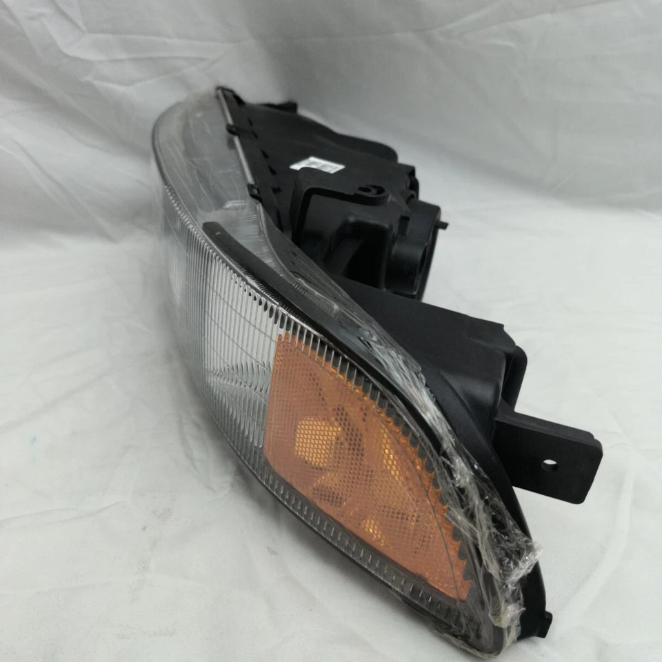 Левая фара водителя подходит для Mitsubishi Galant 2002-2003 годов выпуска с прозрачными линзами и лампой - Изображение 3 из 4