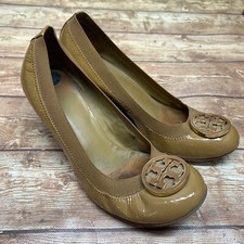 Tory Burch Pumps Heels Wedge Size 8.5M Caroline Nude Tan Patent Leather