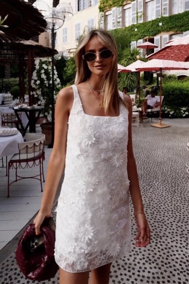 ZARA WOMAN EMBROIDERED MINI DRESS ZW COLLECTION OYSTER-WHITE 4786/244 NWT
