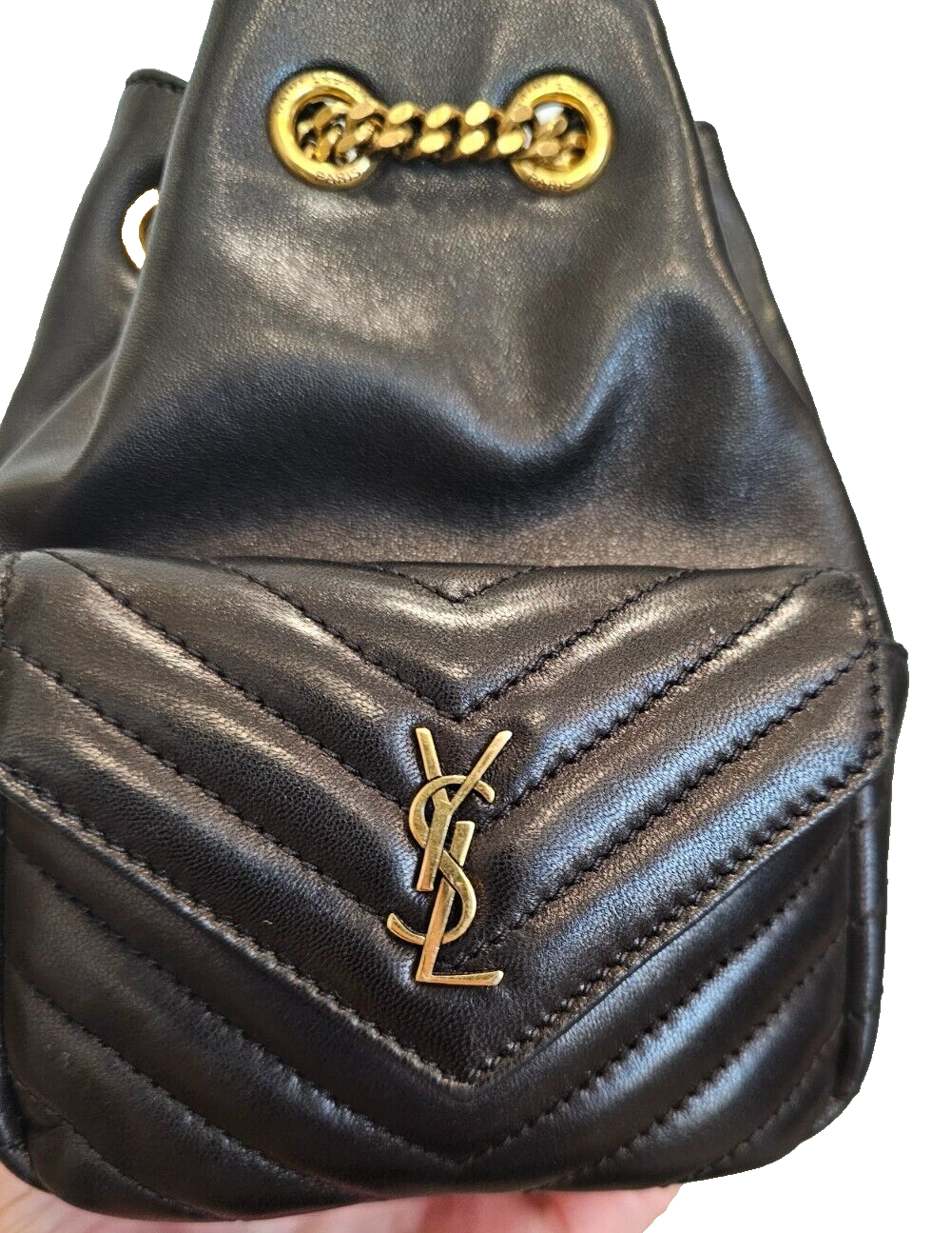 SAINT LAURENT Borsa a secchiello tracolla nera Mini Joe in pelle matelassé