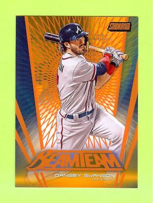 2017 TOPPS STADIUM CLUB BASEBALL ''BEAM TEAM ORANGE'' DANSBY SWANSON #04/50