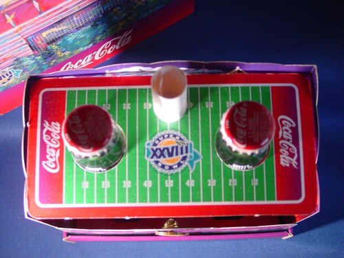 Coca Cola Super Bowl 1994 Limited Edition Set With Bottles with Pin - Picture 4 of 5
