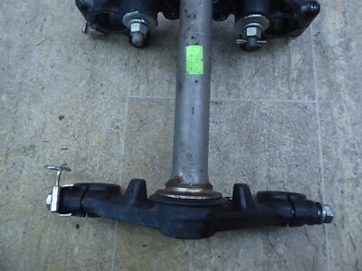 1977 Kawasaki KZ200A KZ 200 K277-3) triple tree steering