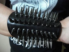 LEATHER BLACK CHROME SPIKES GAUNTLET.. (MDLG0240)..... EMBALMER