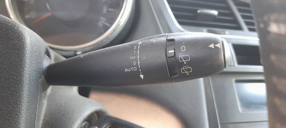 MANDO MULTIFONCTION PEUGEOT 5008 273753 - Photo 2/2