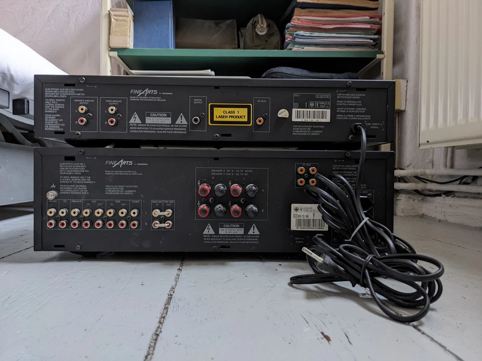 Grundig Fine Arts Verstärker V3 + CD-Player CD3 + Fernbedienung + Anleitung - Bild 3 von 4