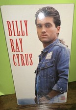 🎸 Billy Ray Cyrus – VHS (1992) – LIKE NEW! Early Career Footage + Music Video