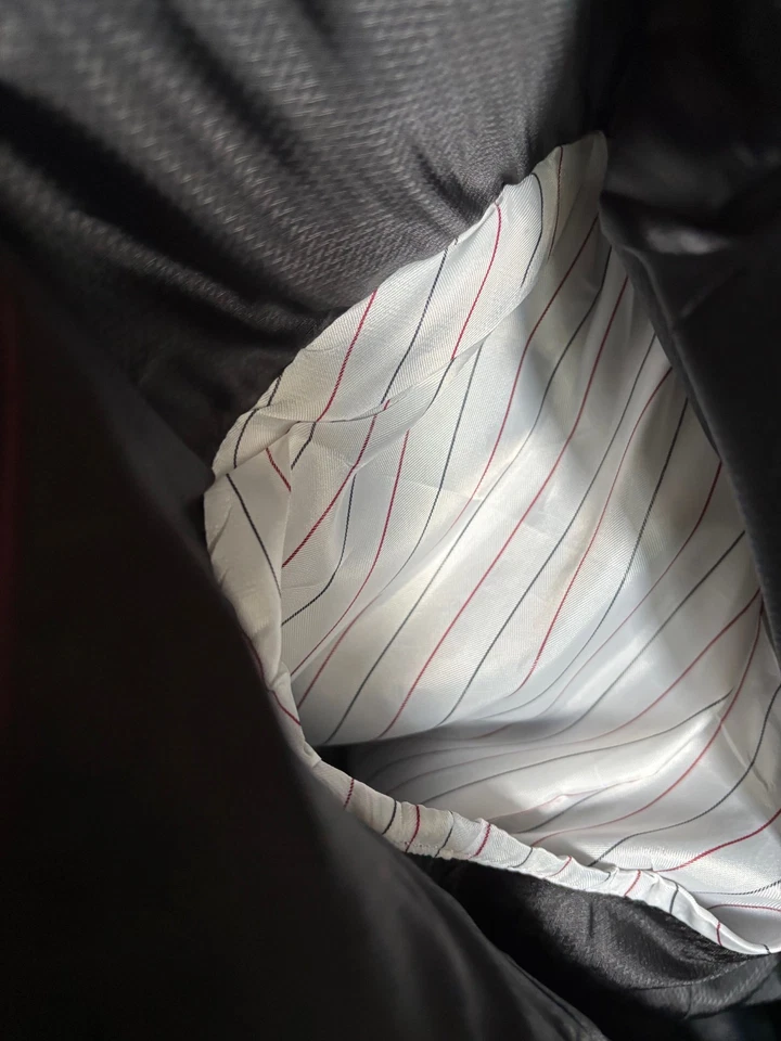 全新带标签男式黑色 Caravelli 经典版型 36R/30W 2 按钮平前西装 — 第 4/4 张图片