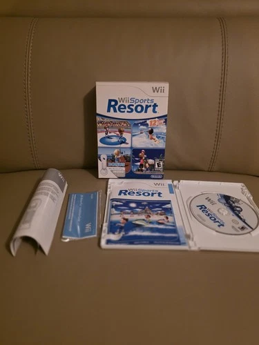 Wii Sports Resort (Nintendo Wii) with Original Box No Motion Plus Adapter