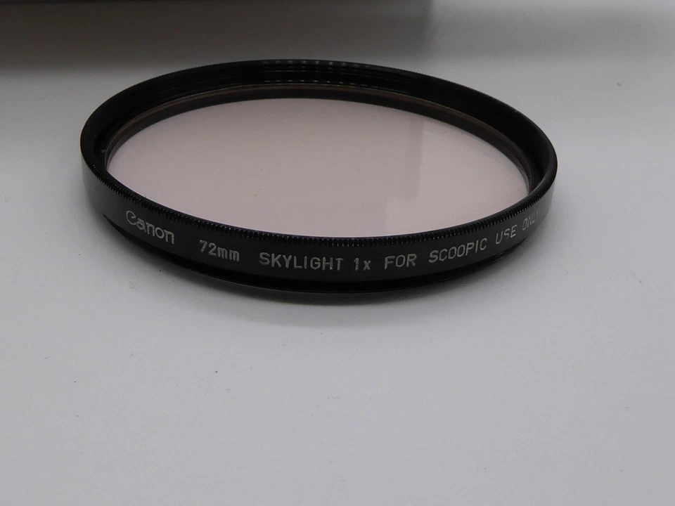 Canon 72mm Skylight Filter (RARE) black metal Rim - Image 2 of 3