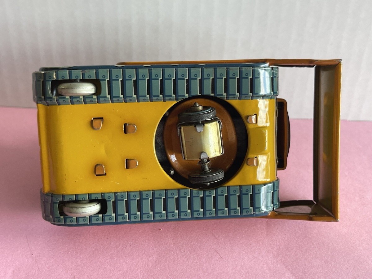Vintage Dozer No. 17 Tin Litho Bulldozer, battery Operated Superb