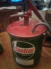CASTROL OIL 5 GAL GREEN & WHITE LABEL  WITH RED TOP PUMPER HANDLE LOCAL PICKUP — photo 4