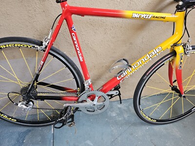 Cannondale CAAD シクロクロスバイク レッド/イエロー Cannondale CAAD シクロクロスバイク レッド/イエロー Cannondale CAAD