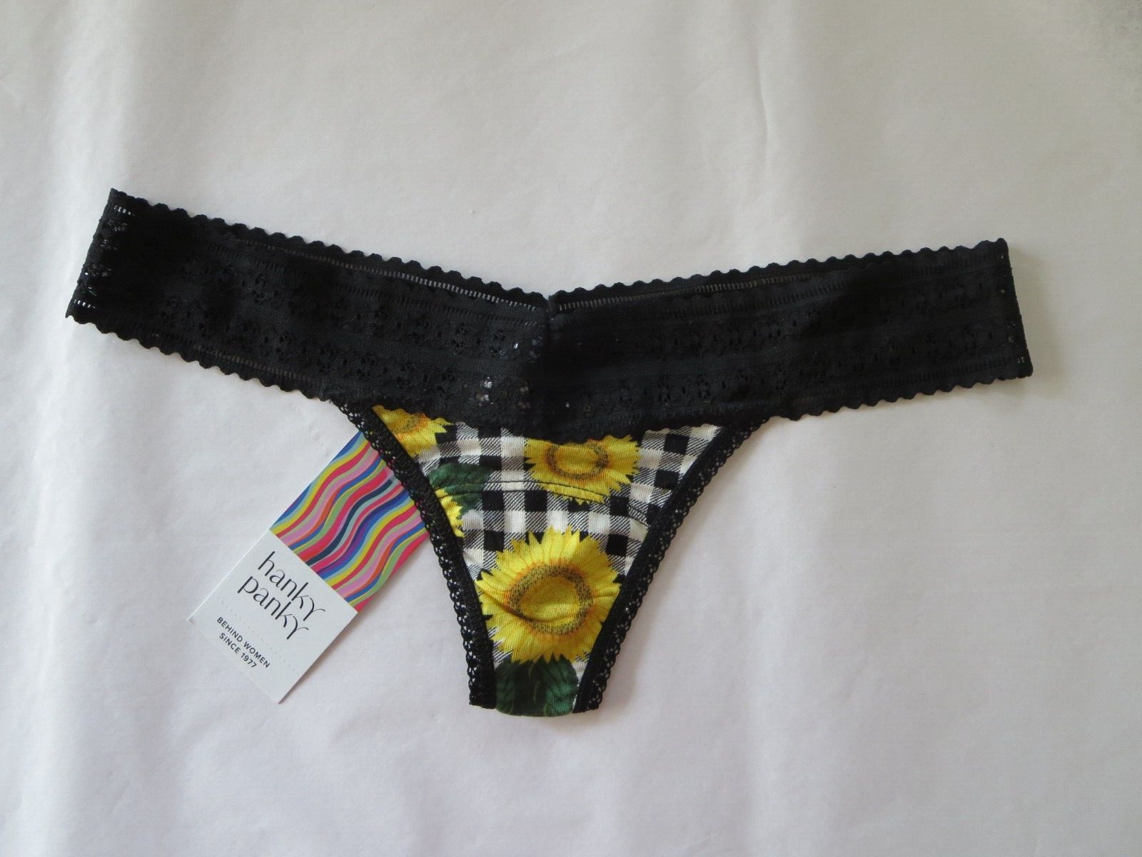 HANKY PANKY DREAMEASE LOW RISE THONG PANTY #681004, BLK/GOLD, ONE SIZE, NWT $23