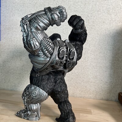 マクファーレントイズ CY-GOR RAW 10 McFarlane Toys Raw10 Cy-Gor 10.50 In Action Figure for sale