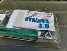 Halex Cyclone 3.0 Ping Pong Post   Table Tennis   Green