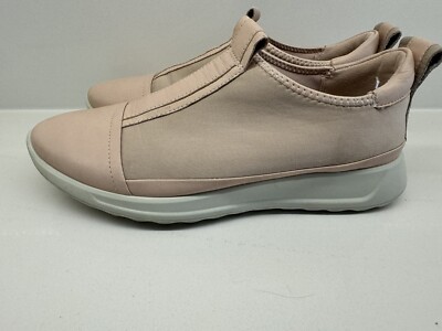 Ecco Gillian sneakers Rose Dust blush Women's Comfort slip on Sneaker - US 8
