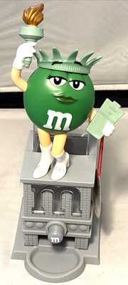 M&M'S M and M's MM World Statue of Ms Liberty Dispenser M & M's Lady Green