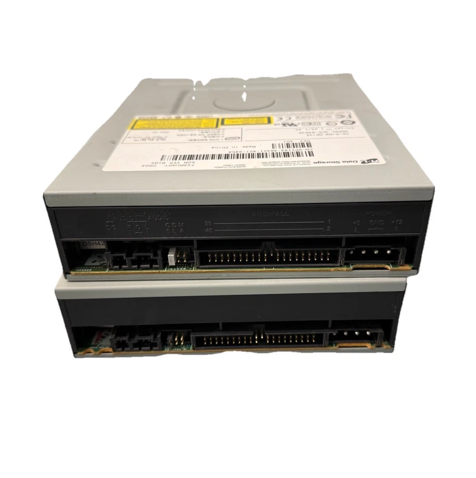 Hitachi-LG CD/RW DVD IDE Disc Drive Lot of 2 | Vintage Retro Tech TESTED WORKING - Image 2 of 4