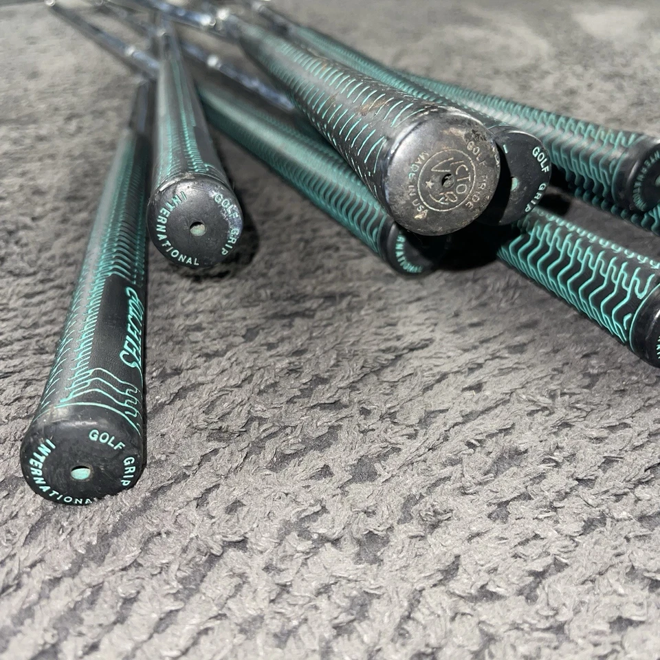 Tour Model Series 3 U-Groove Iron Set 2β9 (8 Clubs) RH Steel Shafts Golf Irons - Image 4 of 4