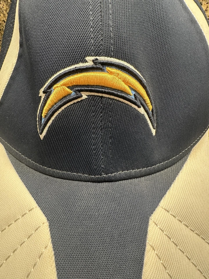 Gorra San Diego Chargers para hombre talla única azul marino blanco amarillo NFL fútbol Reebok Foto 3 de 4