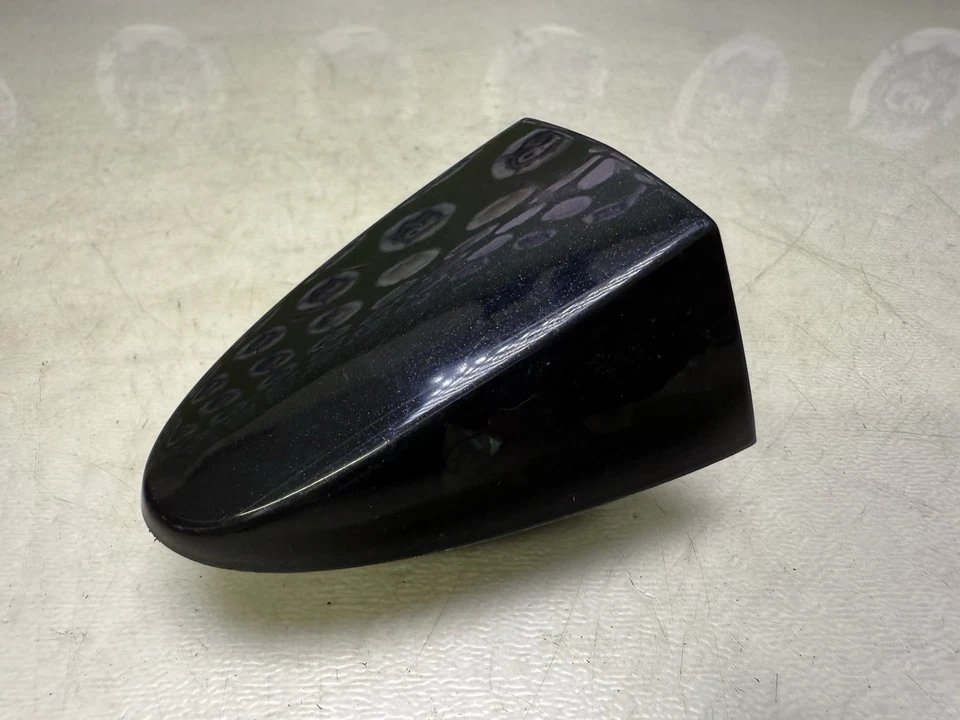 ✅️ Tapa de extremo de manija de puerta Ford Fiesta MK7.5 2015 lado del conductor trasero derecho •27.1 Foto 3 de 4